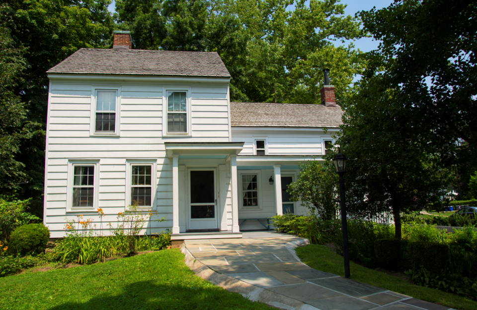 Photograph of Thomas Paine Cottage