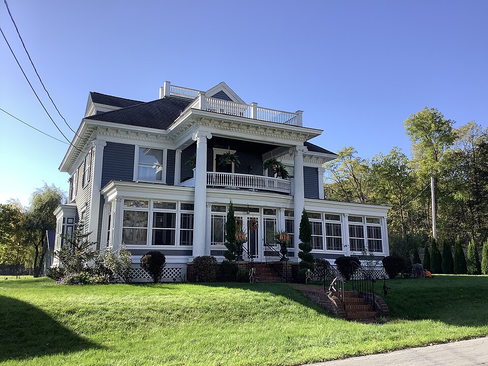 Photograph of Hayes House