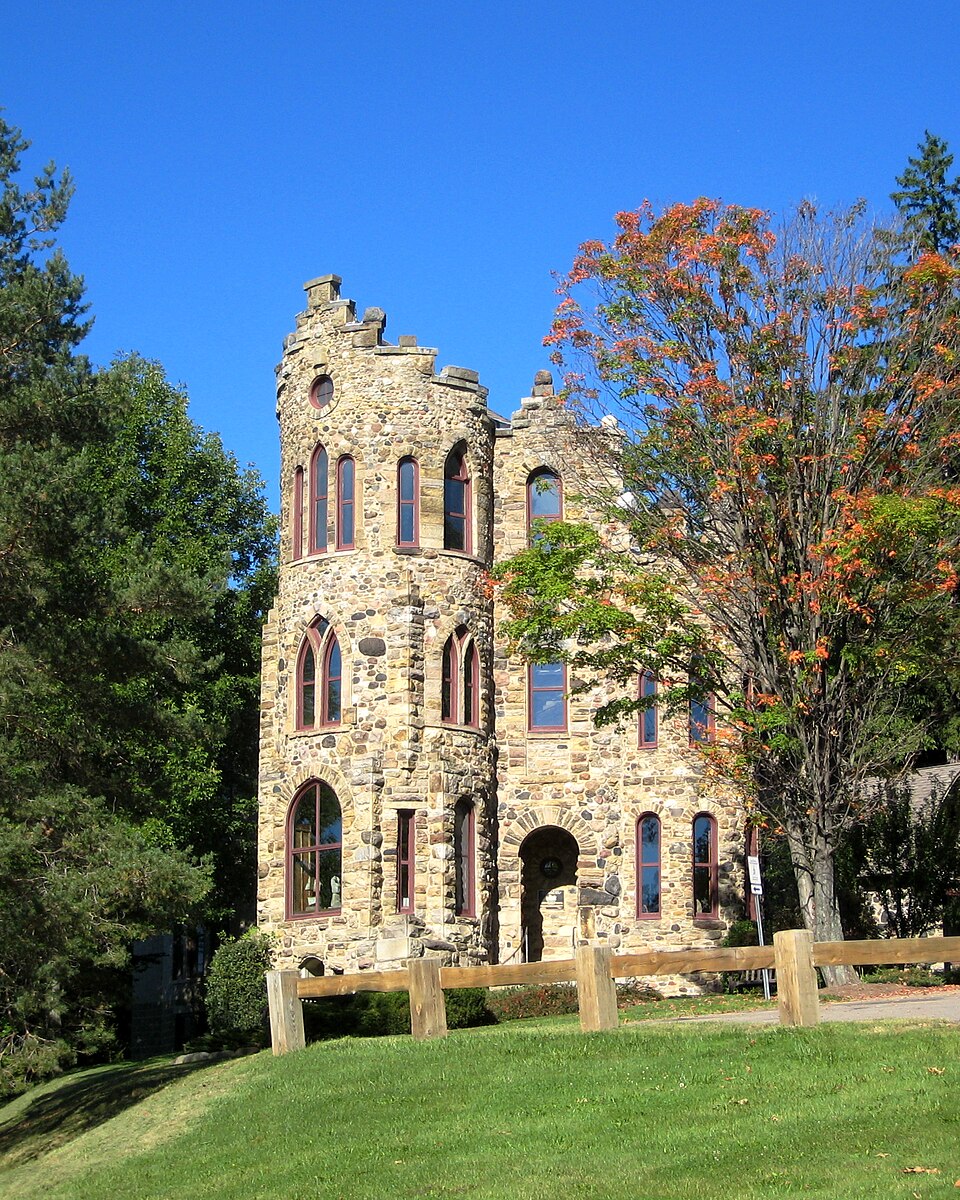 Photograph of Allen Steinheim Museum