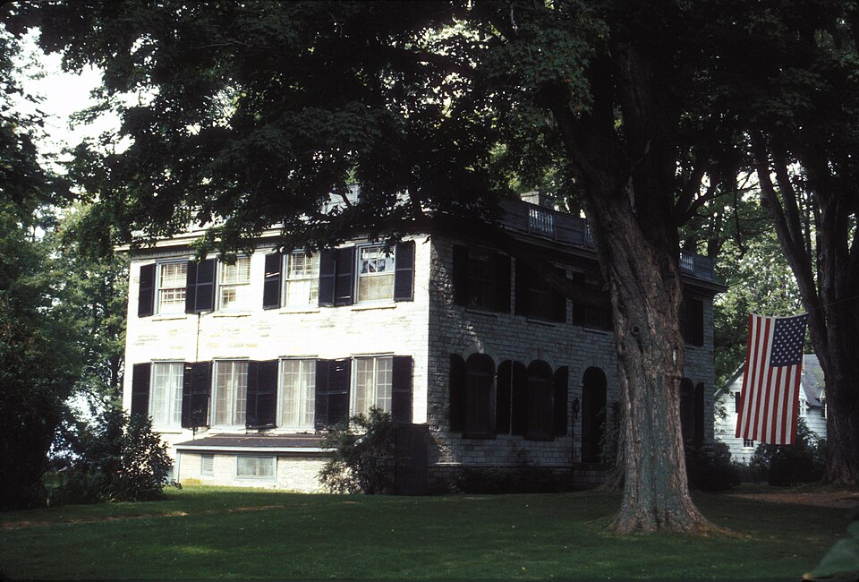 Photograph of Vincent LeRay House