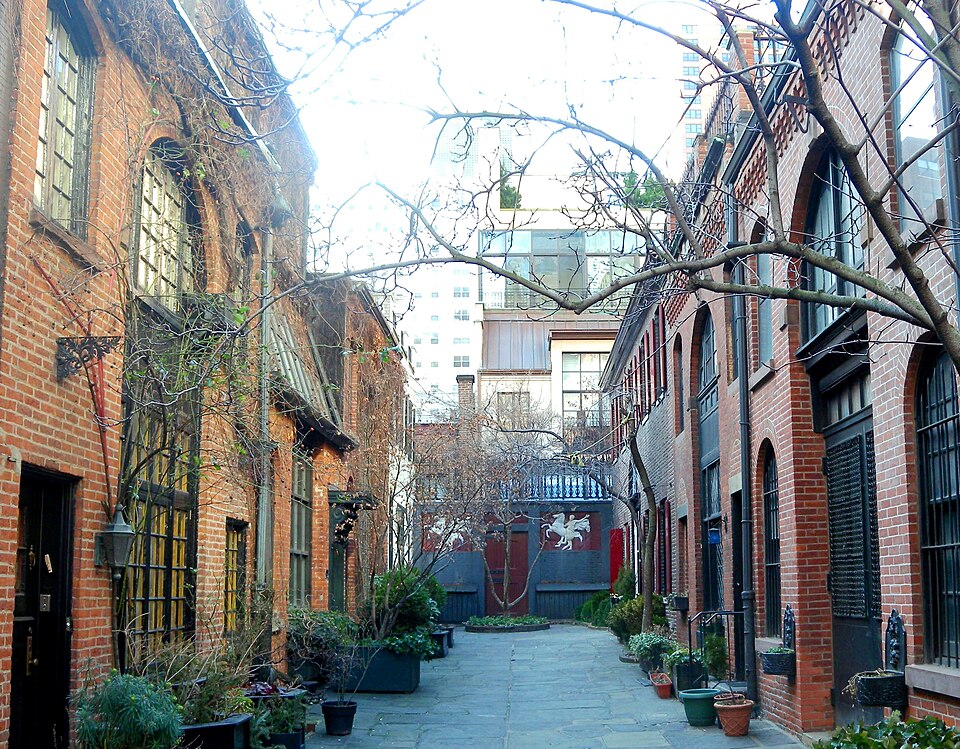 Photograph of Sniffen Court Historic District
