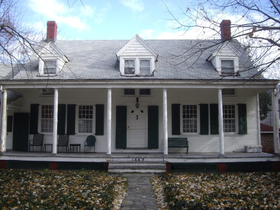 Photograph of Wyckoff-Bennett Homestead