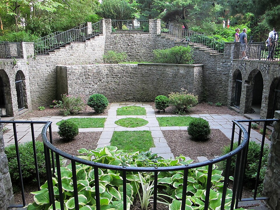 Photograph of Mount Hope-Highland Historic District