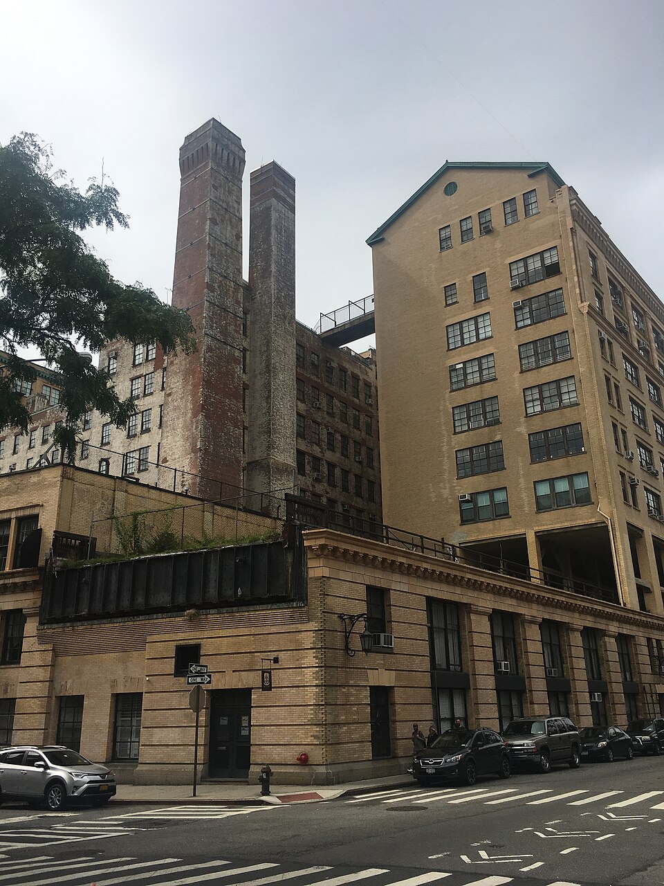 Photograph of Bell Laboratories Building