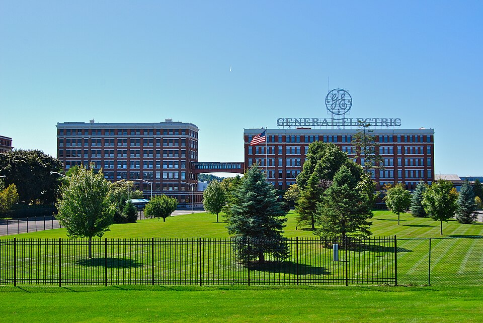 Photograph of General Electric Research Laboratory