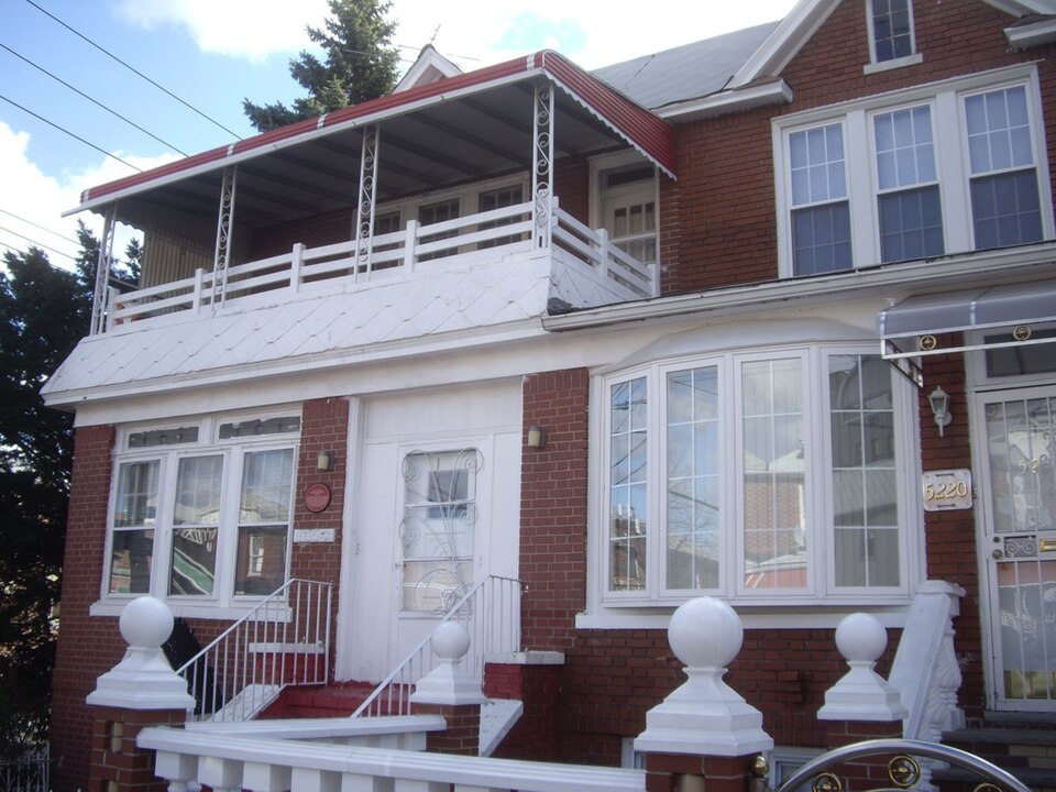 Photograph of Jackie Robinson House