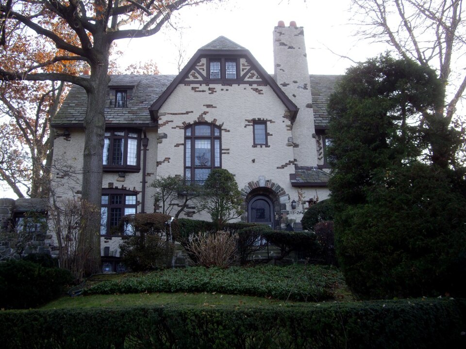 Photograph of Ralph Johnson Bunche House