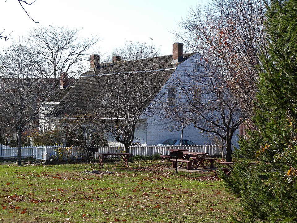 Photograph of Vander Ende-Onderdonk House