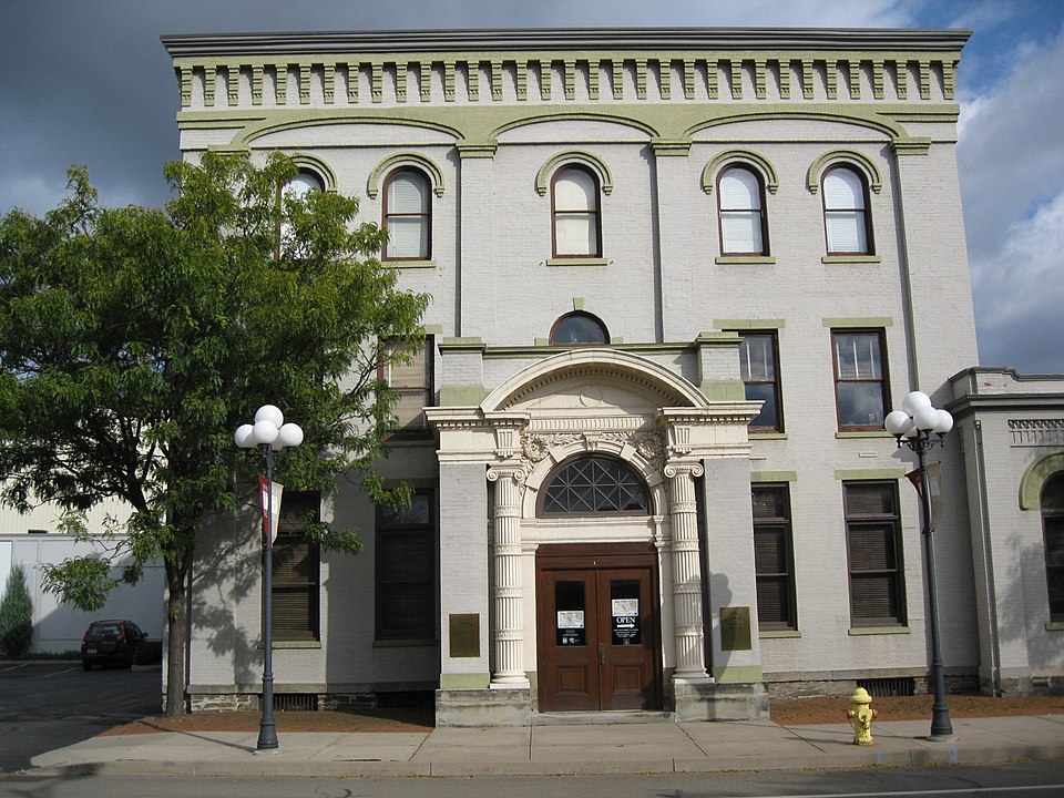 Photograph of Chemung Canal Bank Building