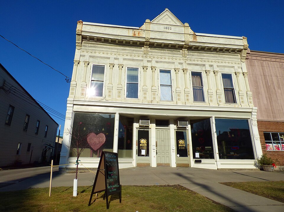 Photograph of Clinton-Rosekrans Law Building