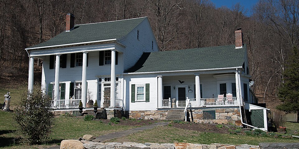 Photograph of Newkirk Homestead