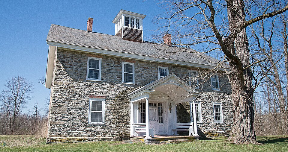 Photograph of Salisbury Manor