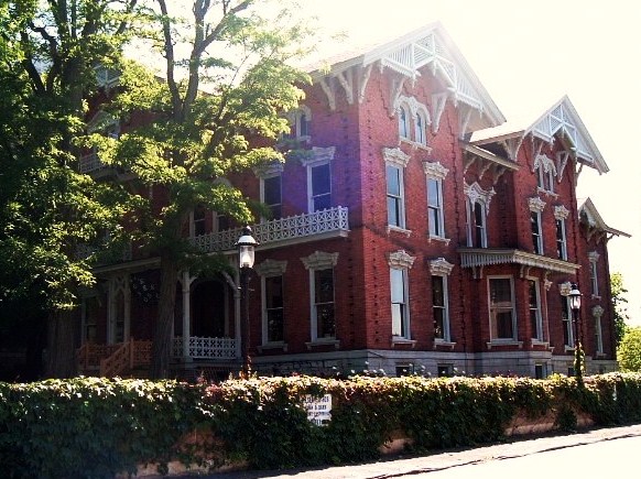 Photograph of Paddock Mansion