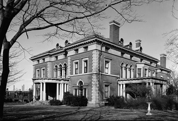 Photograph of Roberson Mansion