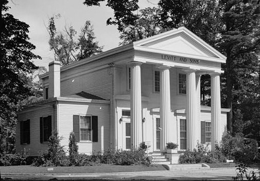 Photograph of Horatio Gates Onderdonk House