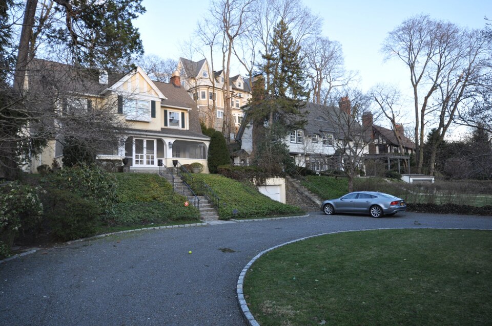 Photograph of Lawrence Park Historic District