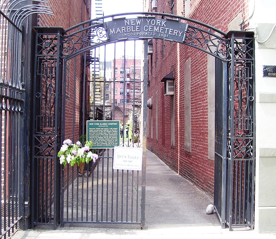 Photograph of New York Marble Cemetery