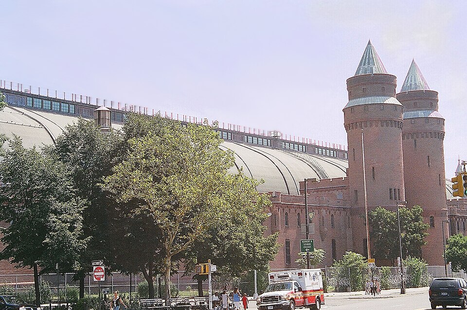 Photograph of Kingsbridge Armory