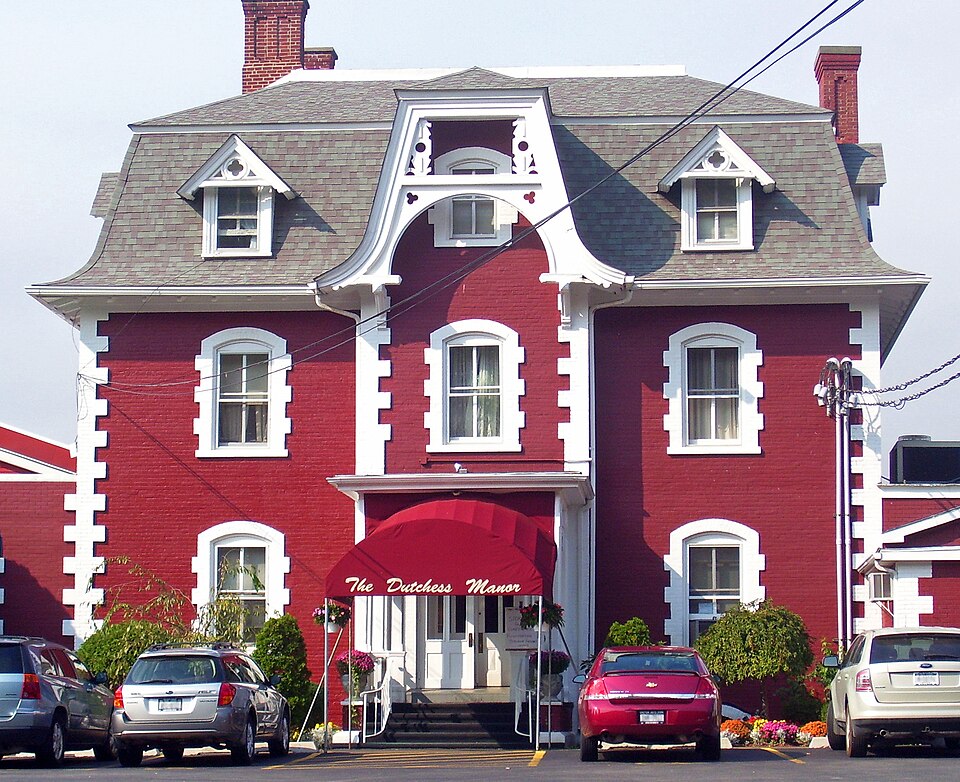 Photograph of Dutchess Manor