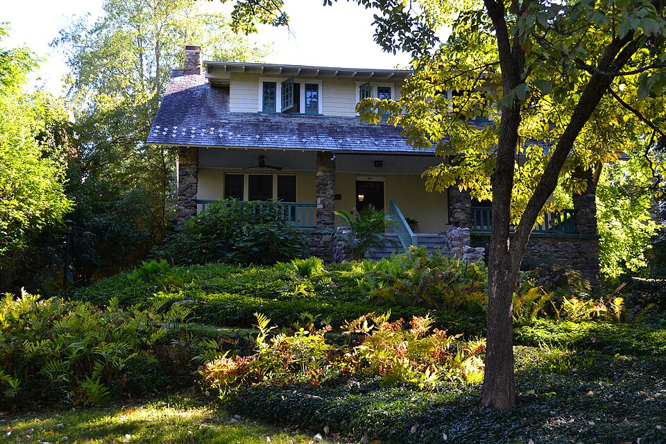 Photograph of Moore House