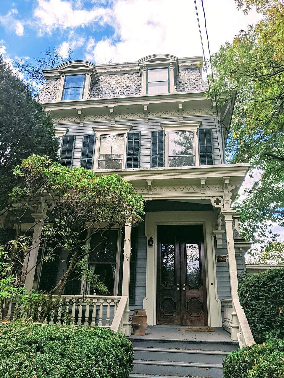 Photograph of Reynolds House