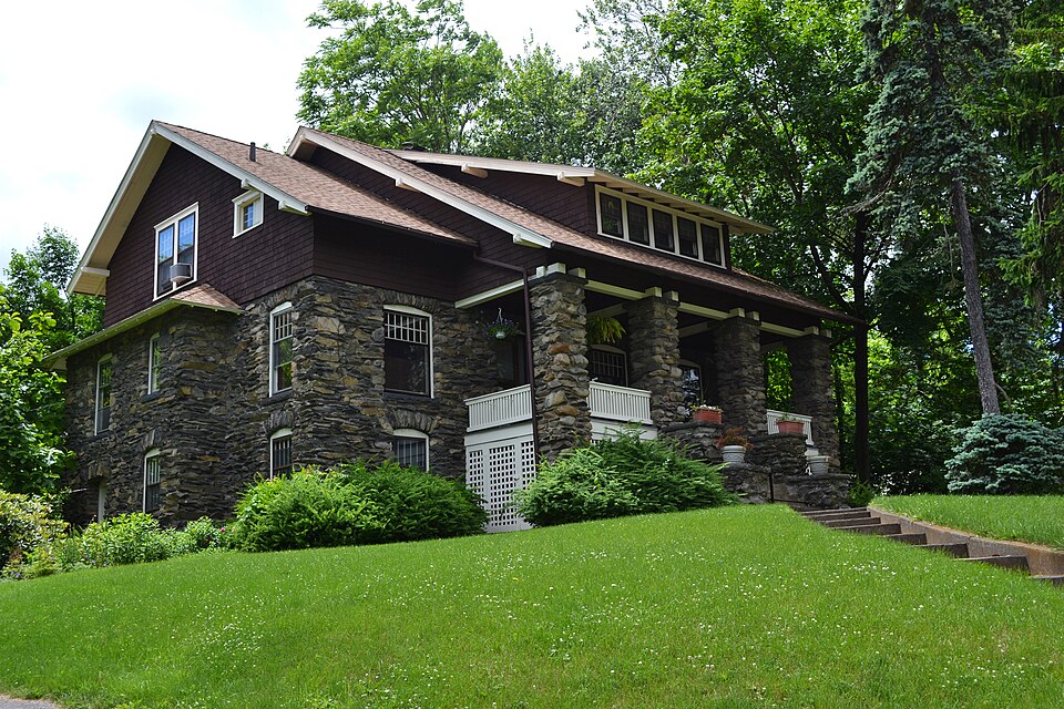 Photograph of Sague House