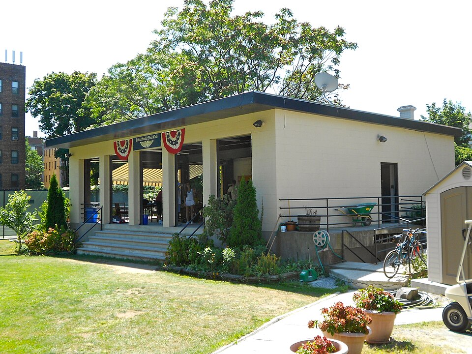 Photograph of Knickerbocker Field Club