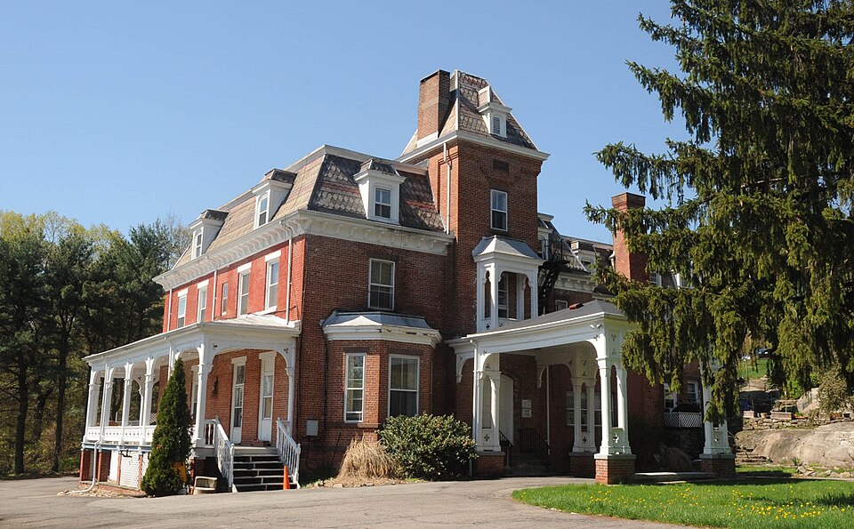 Photograph of Pine Terrace