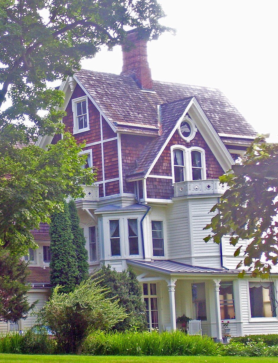 Photograph of Montrest