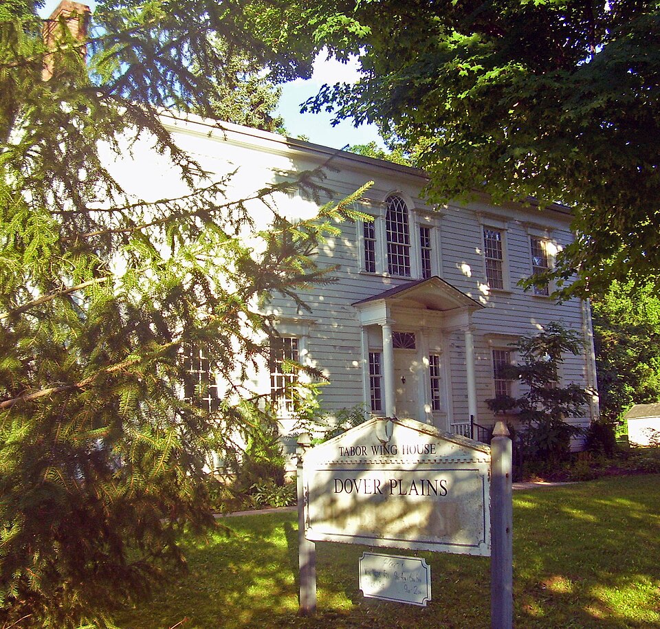 Photograph of Tabor-Wing House
