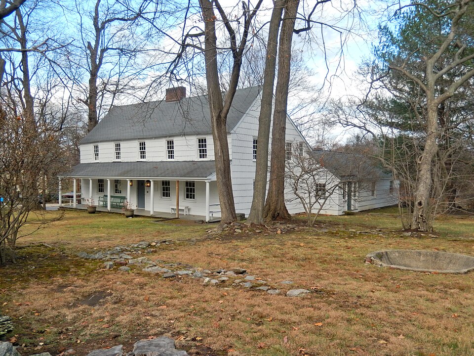 Photograph of Timothy Knapp House and Milton Cemetery