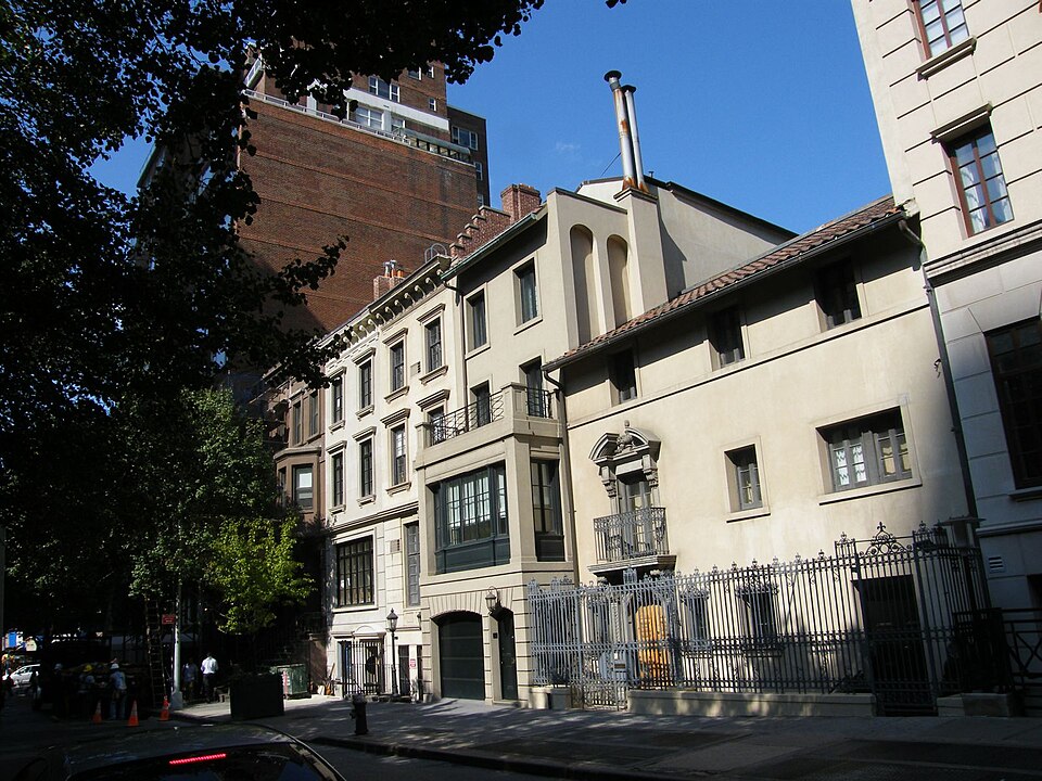 Photograph of Barbara Rutherford Hatch House