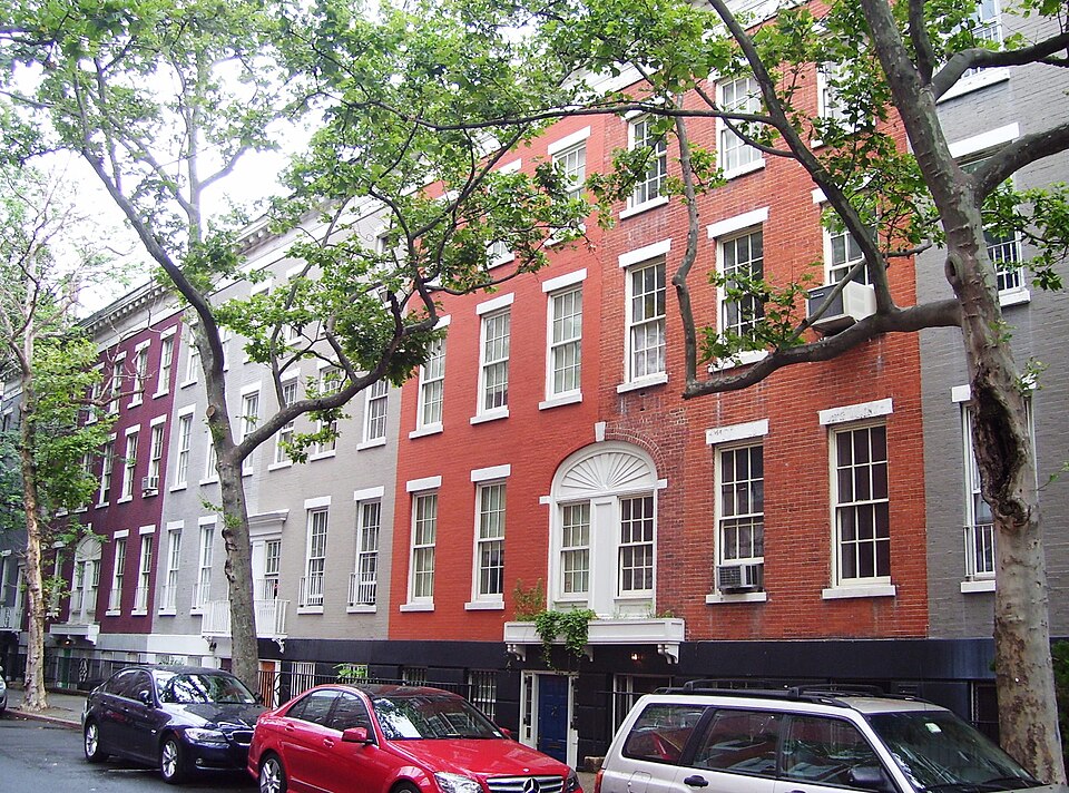 Photograph of MacDougal-Sullivan Gardens Historic District