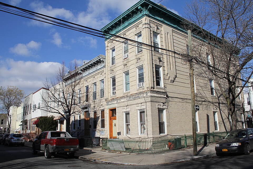 Photograph of Grove-Linden-St. John's Historic District