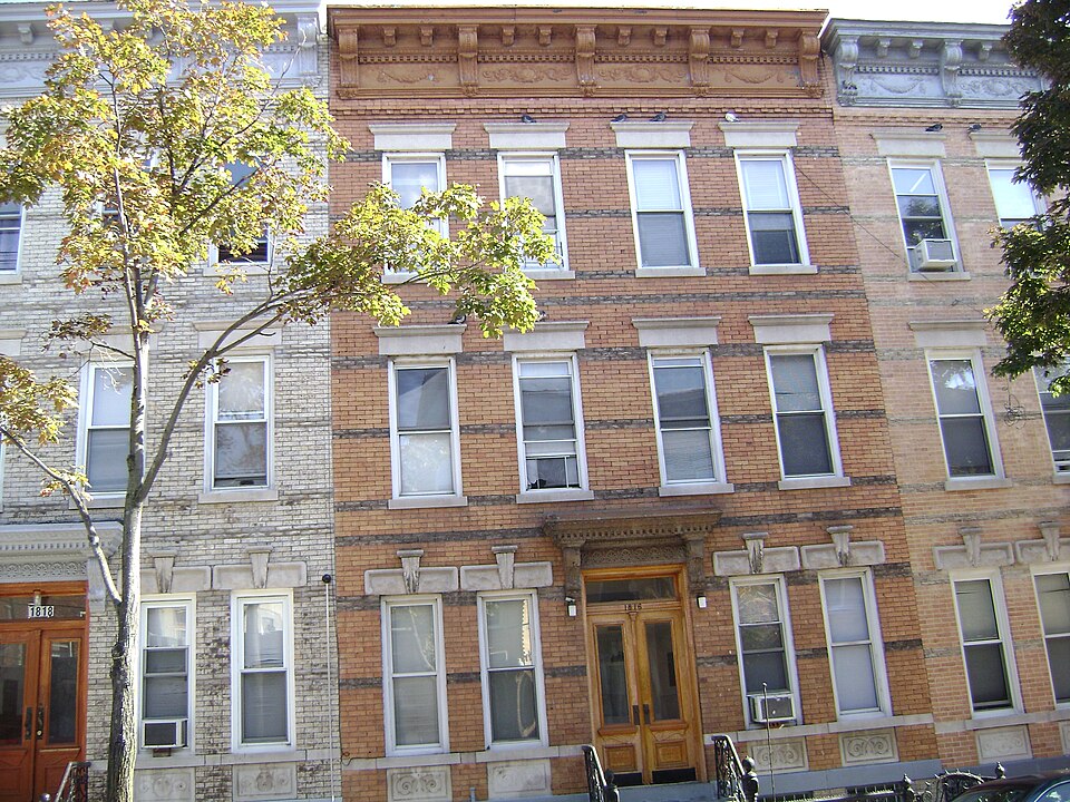 Photograph of Seneca Avenue East Historic District