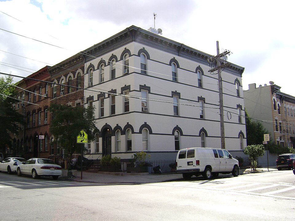 Photograph of Willoughby-Suydam Historic District