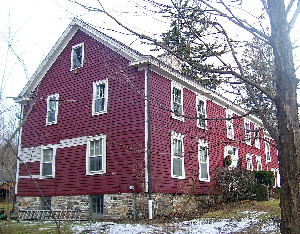 Photograph of Smith Tavern