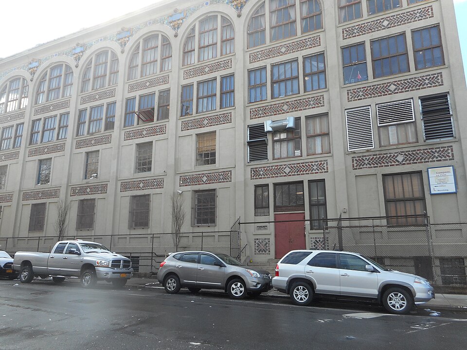 Photograph of Public School 7