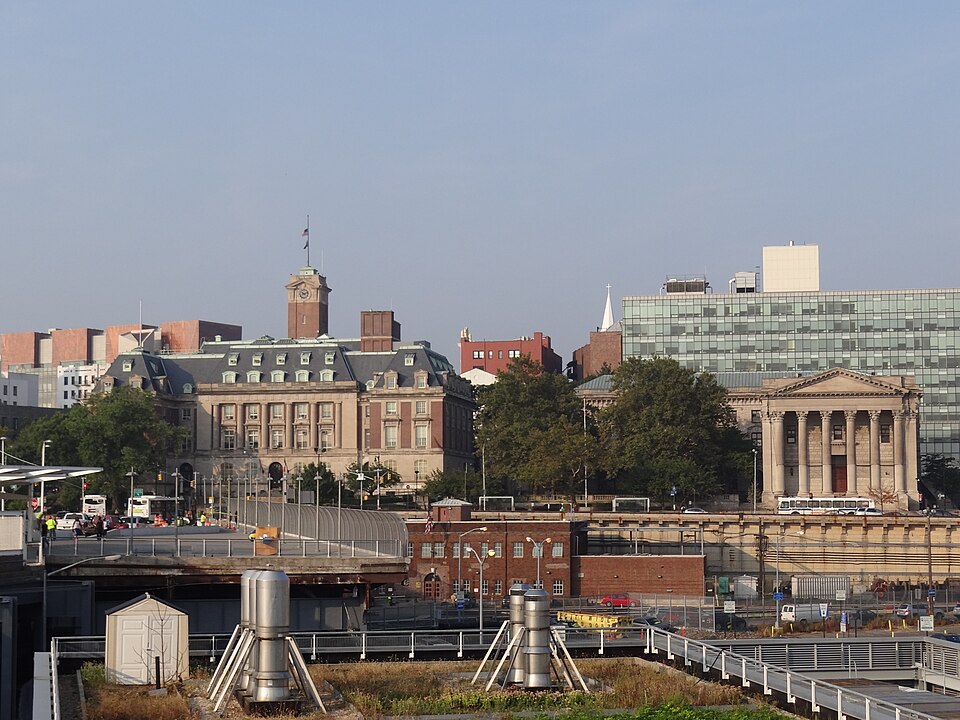 Photograph of Staten Island Borough Hall and Richmond County Courthouse