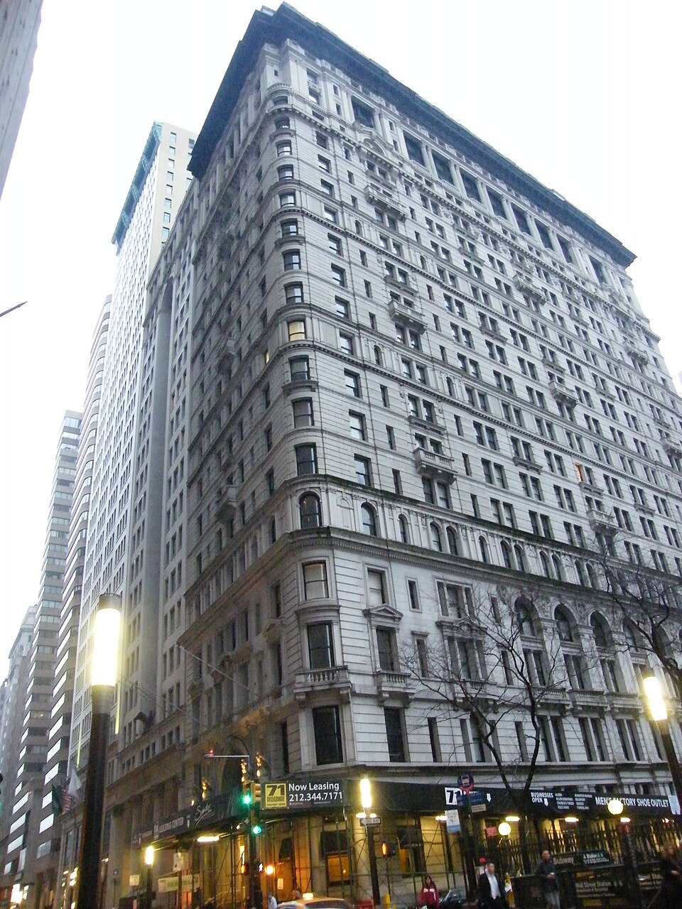 Photograph of Empire Building
