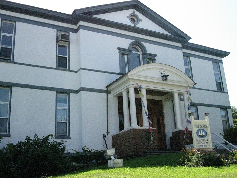 Photograph of Public School 17