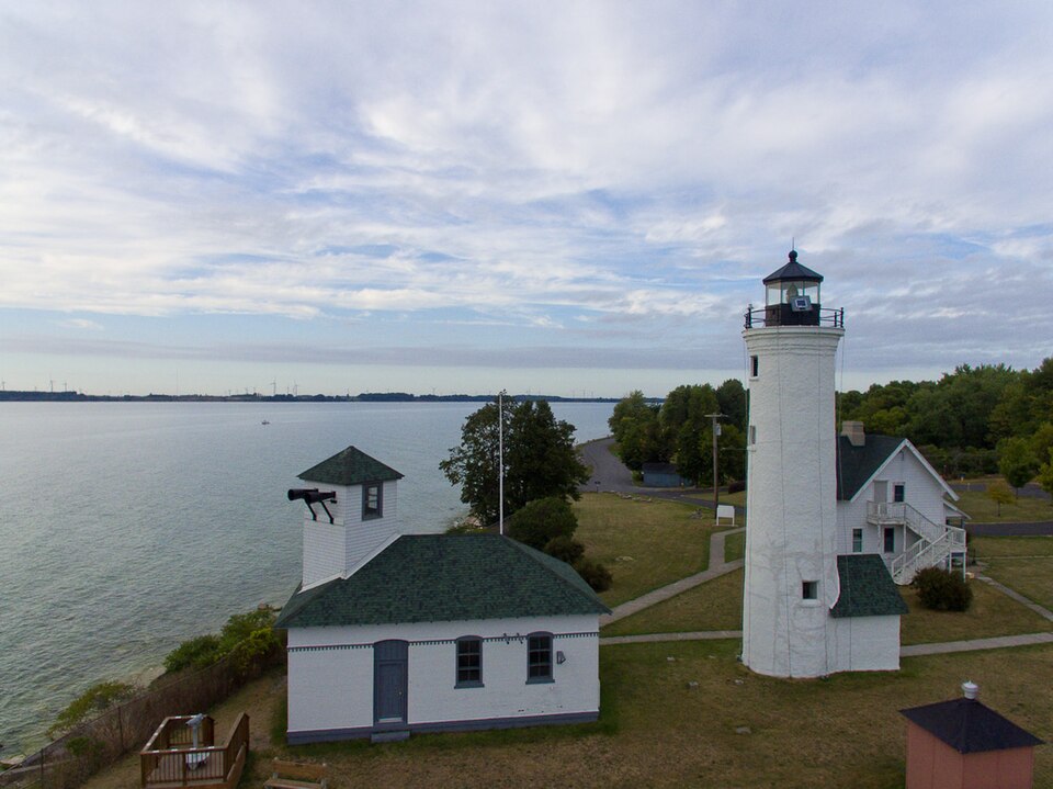 Photograph of Tibbetts Point Light