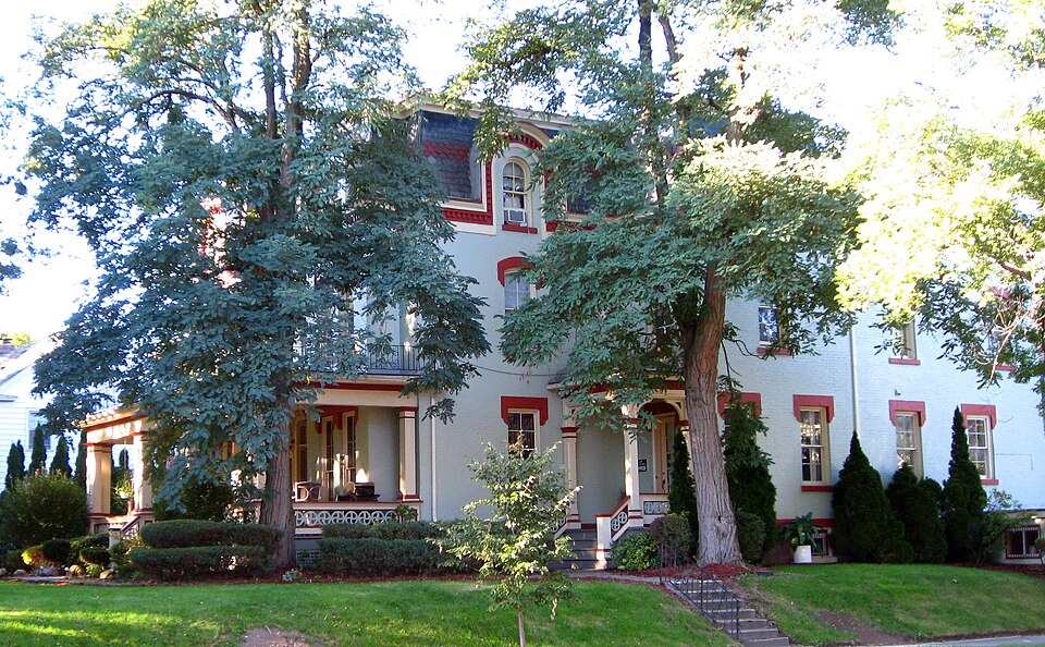 Photograph of Vanderbeck House