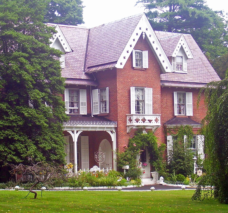 Photograph of Maple Lawn