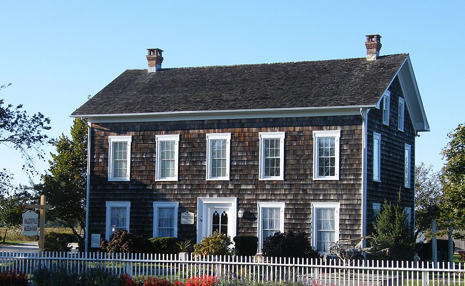 Photograph of Hallock Homestead