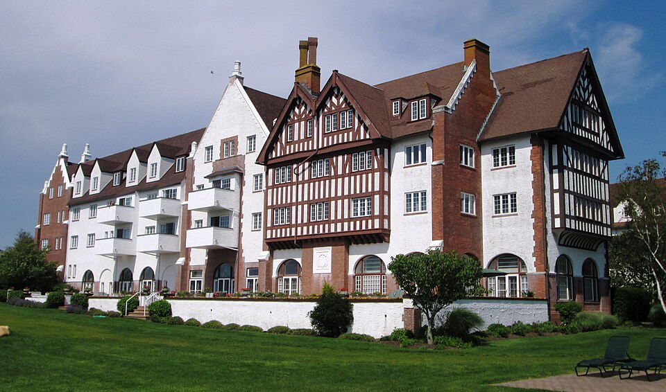 Photograph of Montauk Manor