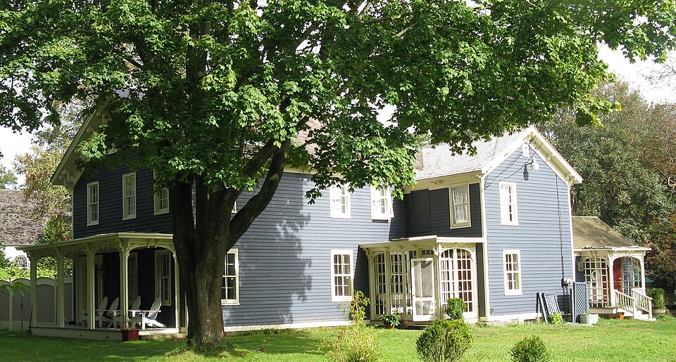 Photograph of Pleasants House
