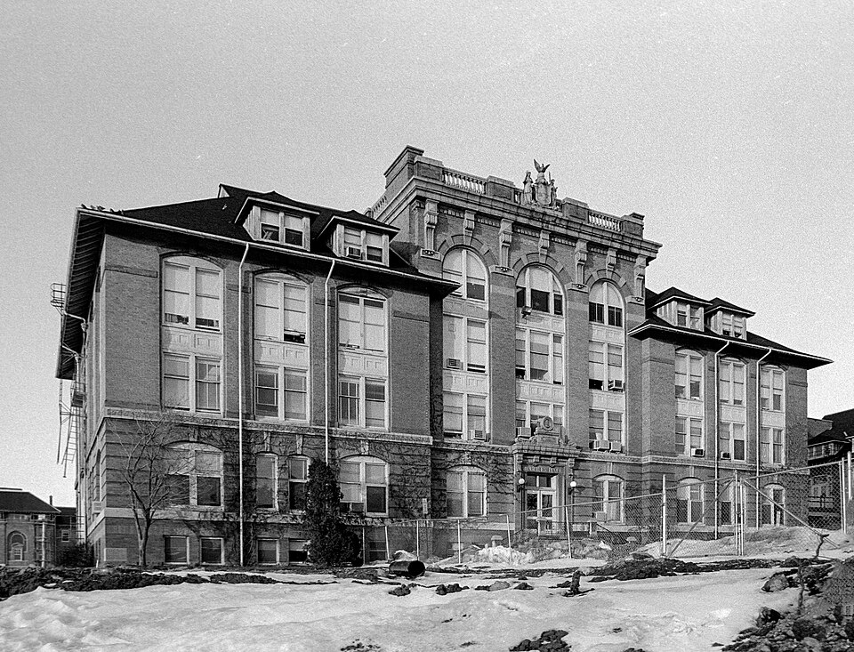 Photograph of Roberts Hall