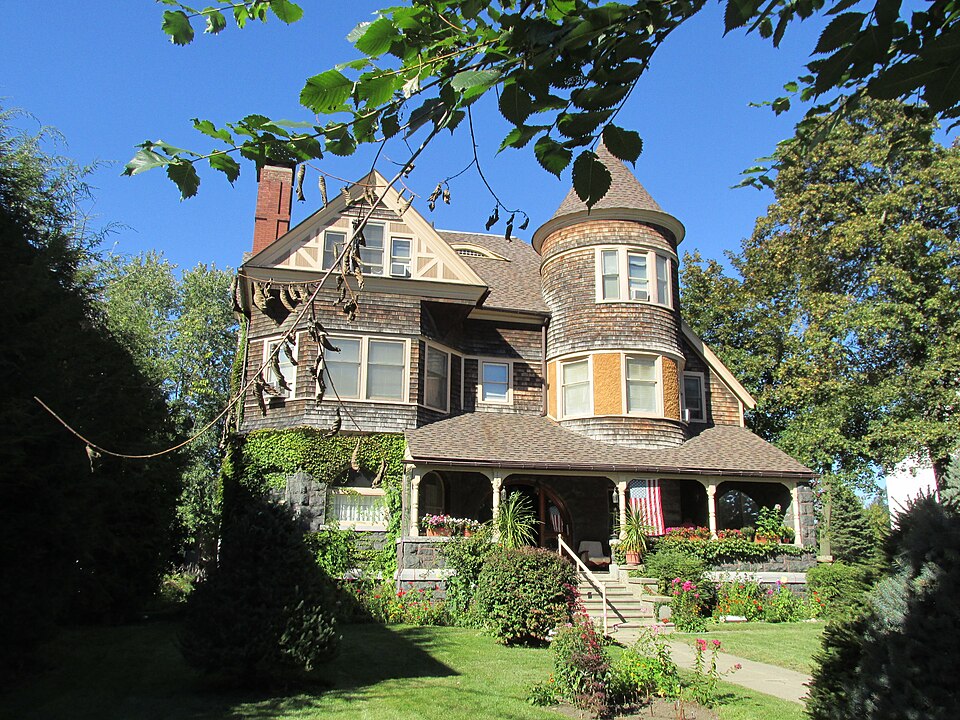 Photograph of Dr. Charles A. Foster House