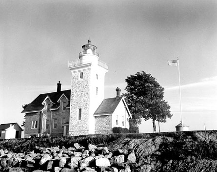 Photograph of Thirty Mile Point Light